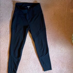 Old navy active Go Dry 7/8 leggings